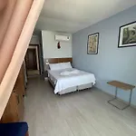 Teras Butik *