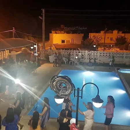 Отель Teras Butik Сеферихисар