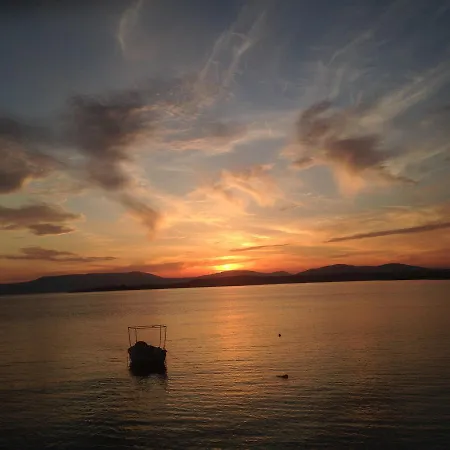 Teras Butik Отель *