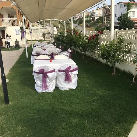 Teras Butik *